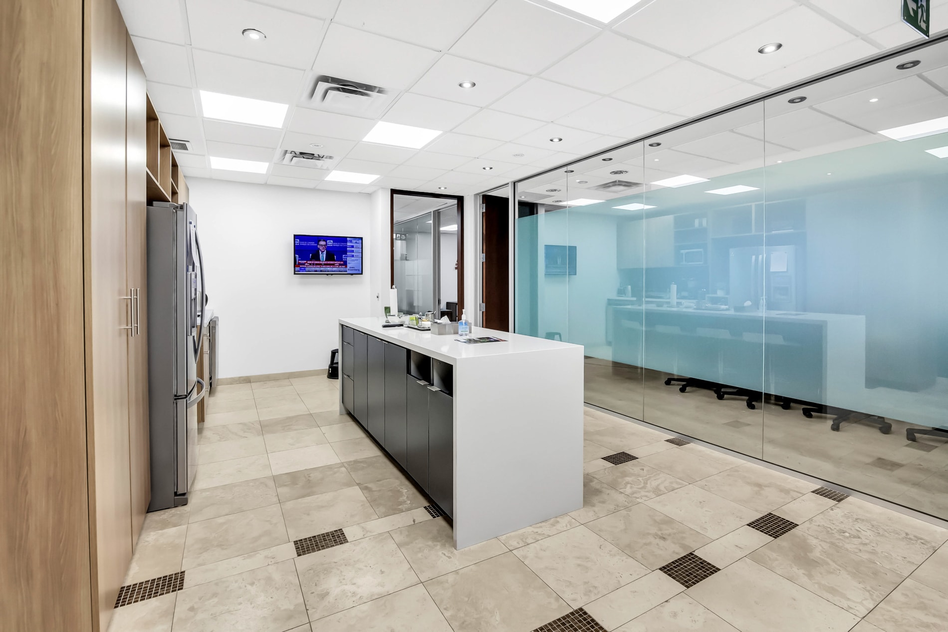 10 King St E, Toronto, ON for lease Interior Photo- Image 1 of 9