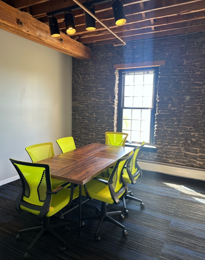 250 Mill St, Rochester, NY à louer Photo intérieure- Image 1 de 1