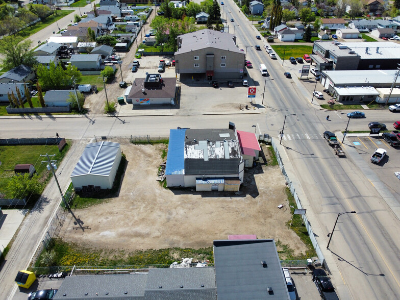 9903 100 St, Morinville, AB for sale - Building Photo - Image 3 of 4
