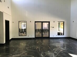 217 Arrowhead Blvd, Jonesboro, GA for lease Interior Photo- Image 1 of 7