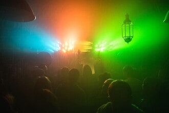 58 S 6th St, Brooklyn, NY à louer Photo du bâtiment- Image 2 de 3