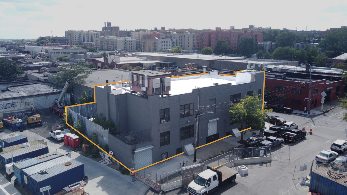 1360 Garrison Ave, Bronx, NY à vendre Photo du bâtiment- Image 1 de 11