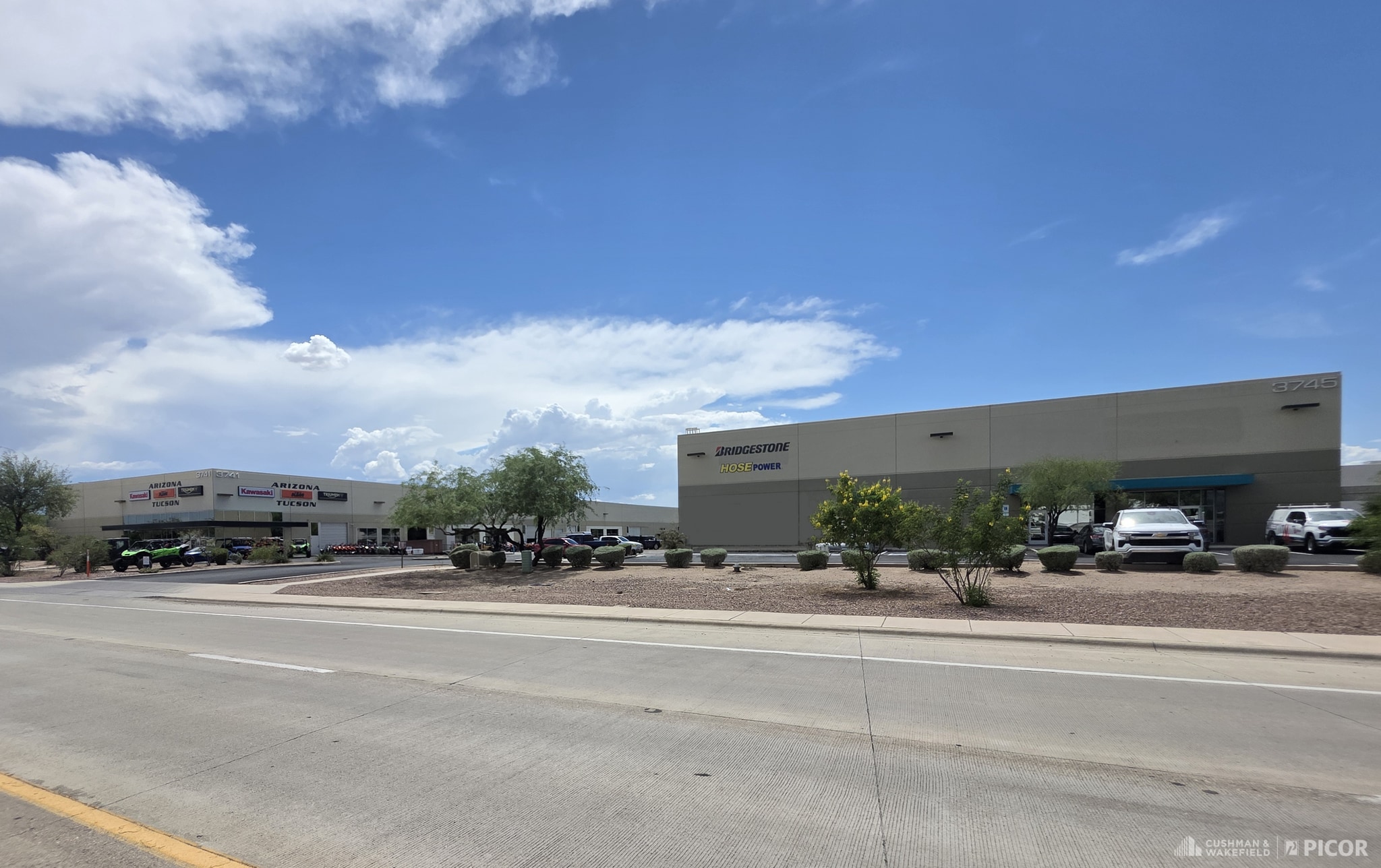 3741 & 3745 N. I-10 Frontage Rd. portfolio of 2 properties for sale on LoopNet.ca Building Photo- Image 1 of 19