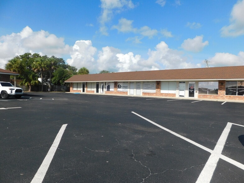 Rockledge Plaza, Rockledge, FL à vendre - Photo du bâtiment - Image 2 de 8