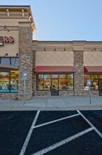 Shops at North Point, Alpharetta, GA for lease Interior Photo- Image 2 of 11