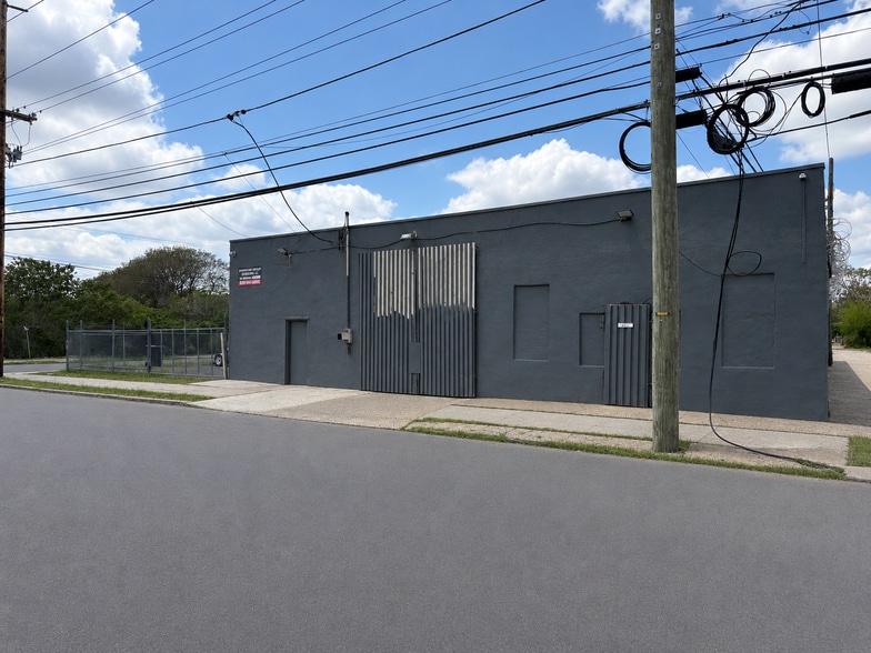 1215 S 6th St, Camden, NJ for sale - Building Photo - Image 3 of 3