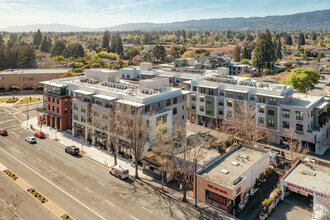 821 W El Camino Real, Mountain View, CA - Aérien  Vue de la carte