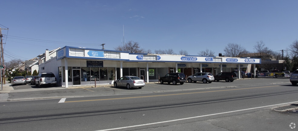 136-148 Main St, East Rockaway, NY à louer - Photo du bâtiment - Image 3 de 20