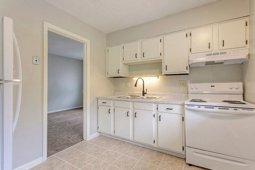 918-922 Highland Ave, Covington, KY à vendre - Photo intérieure - Image 3 de 7