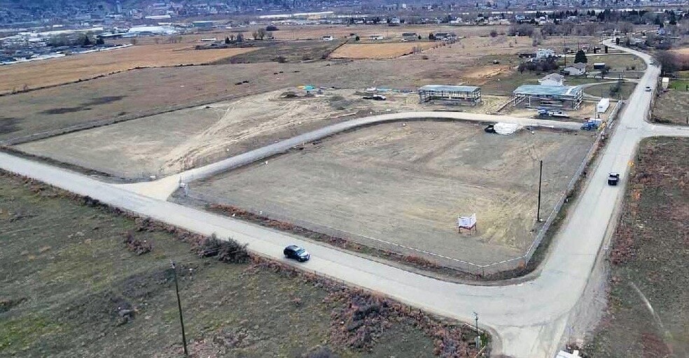1090 Ricardo Rd, Kamloops, BC for sale - Aerial - Image 3 of 6