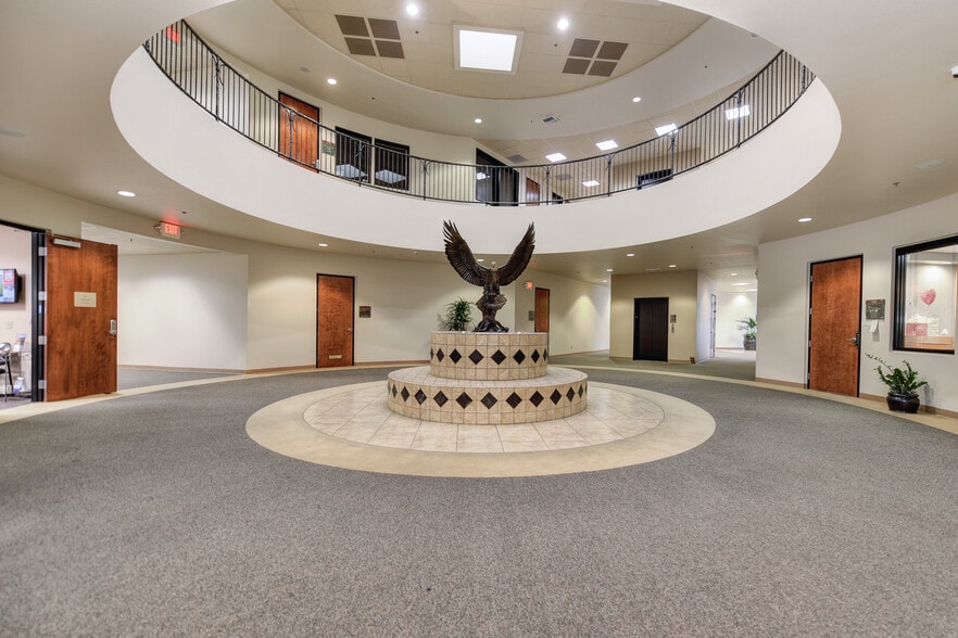 9401 E Stockton Blvd, Elk Grove, CA for sale - Interior Photo - Image 3 of 18