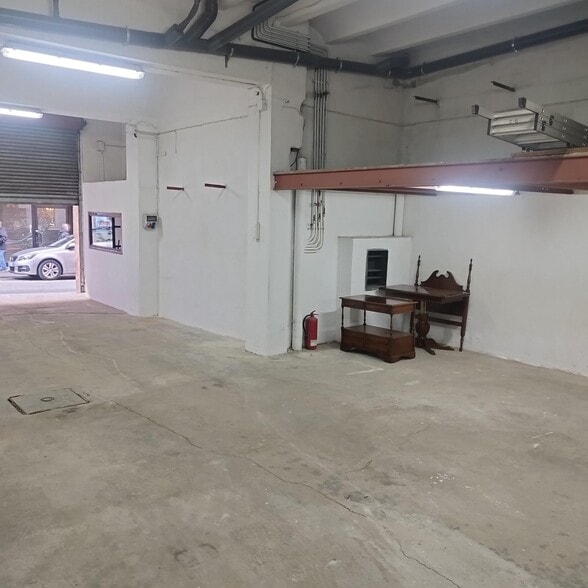 Retail in Santa Coloma de Gramenet, Barcelona for lease - Interior Photo - Image 2 of 6