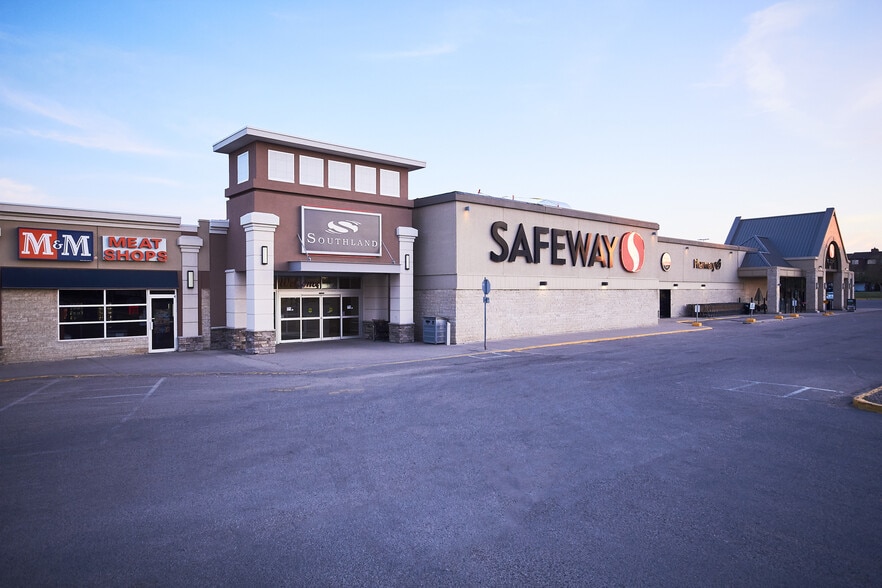 2963 Gordon Rd, Regina, SK à louer - Photo du bâtiment - Image 3 de 4