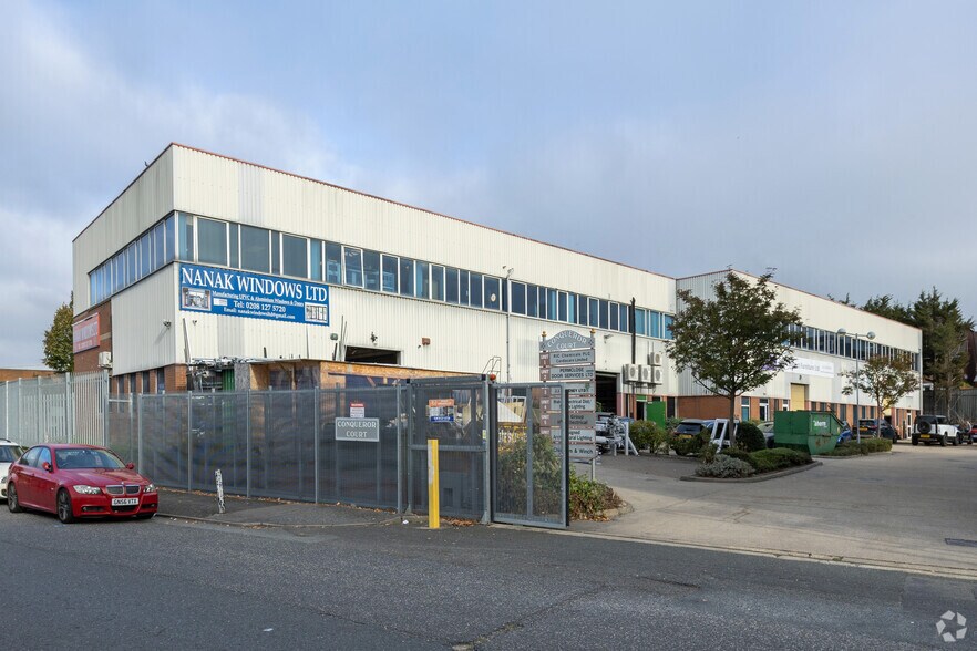 Spilsby Rd, Romford à vendre - Photo du bâtiment - Image 2 de 2