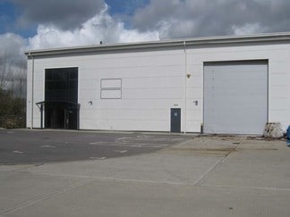 Plus de détails pour Honeycrock Ln, Redhill - Industriel à louer