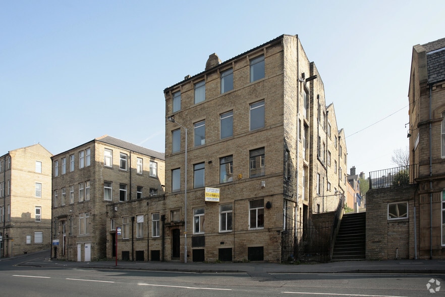 148-150 Sunbridge Rd, Bradford for sale - Primary Photo - Image 1 of 4