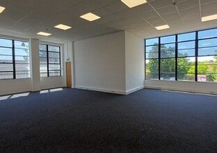 35-37 Bury Mead Rd, Hitchin for lease Interior Photo- Image 1 of 2