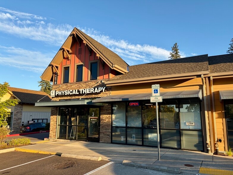 14679 SE Sunnyside Rd, Clackamas, OR for lease - Building Photo - Image 3 of 6