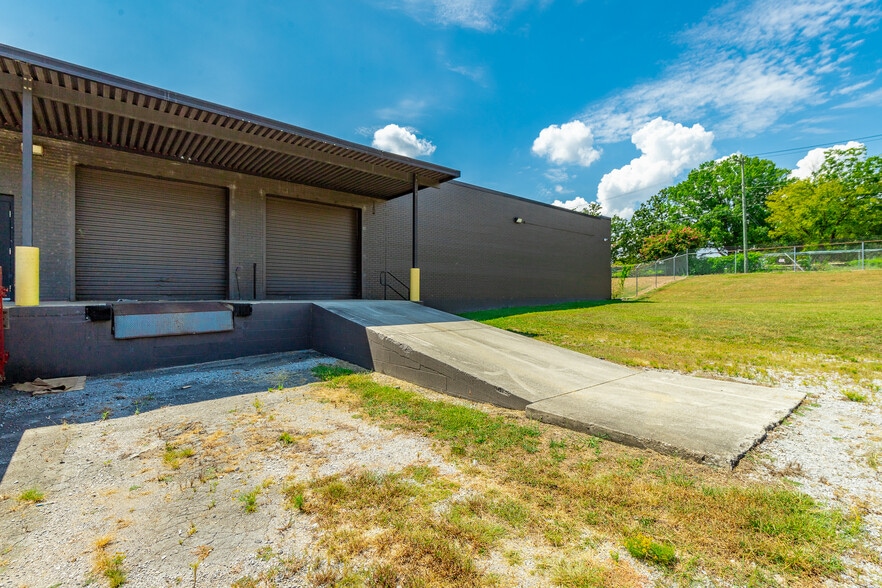 200 N Holly St, Chattanooga, TN for lease - Primary Photo - Image 1 of 14