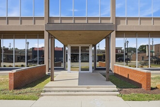 22720 Michigan Ave, Dearborn, MI for lease Interior Photo- Image 2 of 30