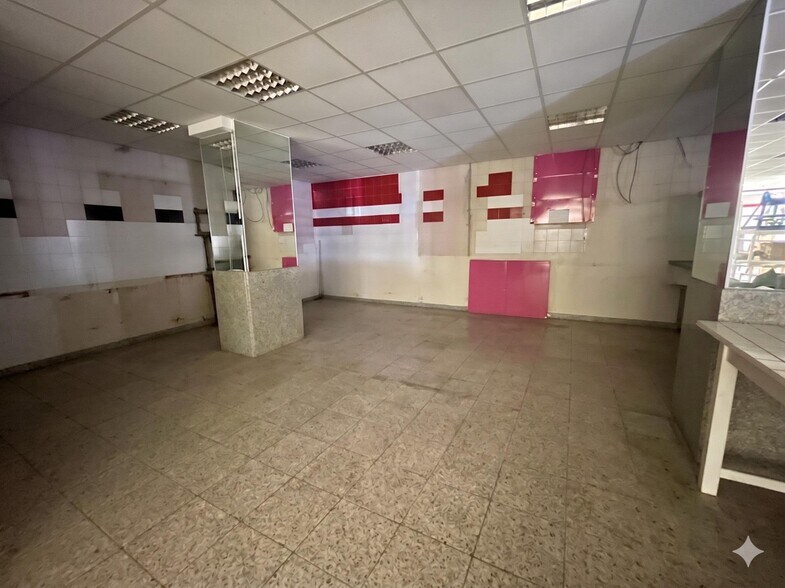 Virgen de los Desamparado, 4, Dos Hermanas, Sevilla for sale - Interior Photo - Image 3 of 8