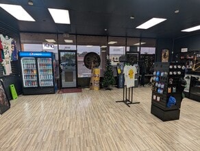 5080 W Olive Ave, Glendale, AZ for lease Interior Photo- Image 2 of 8