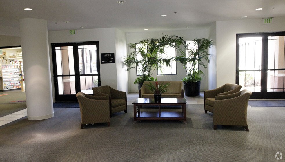 2140 Grand Ave, Chino Hills, CA for lease - Lobby - Image 3 of 4