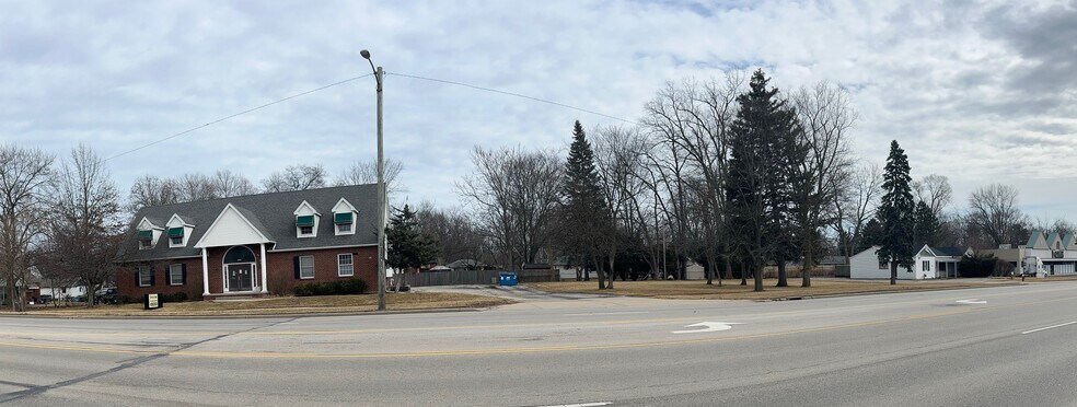 1421 S Reynolds Rd, Toledo, OH for sale - Building Photo - Image 2 of 6