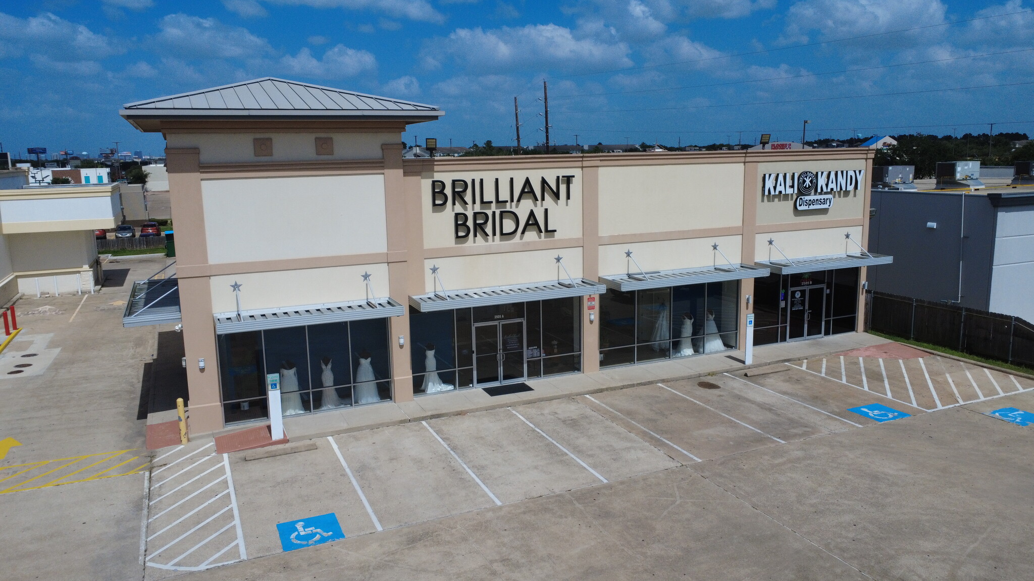 2505 Highway 6 S, Houston, TX à louer Photo du bâtiment- Image 1 de 12