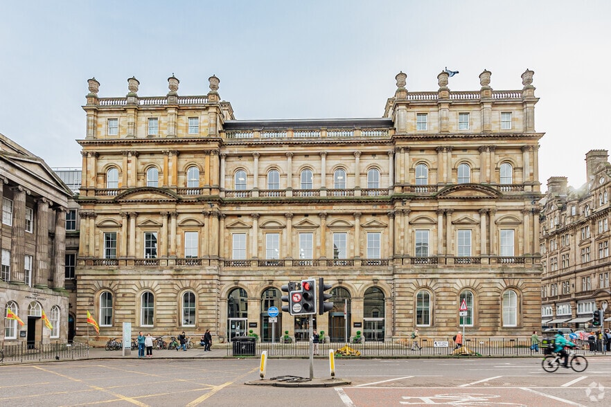 2-4 Waterloo Pl, Edinburgh for sale - Building Photo - Image 2 of 2