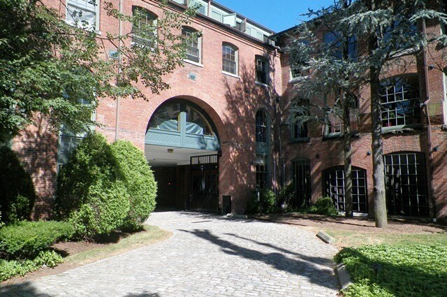 520 S Water St, Providence, RI à vendre - Photo du bâtiment - Image 3 de 4