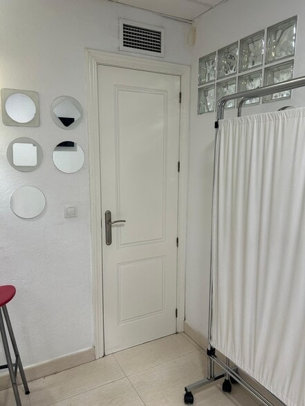 Avenida de Almogávares, 47, Córdoba, Córdoba for lease - Building Photo - Image 2 of 5