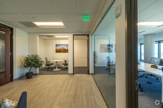 500 N West Shore Blvd, Tampa, FL à louer Photo intérieure- Image 2 de 7