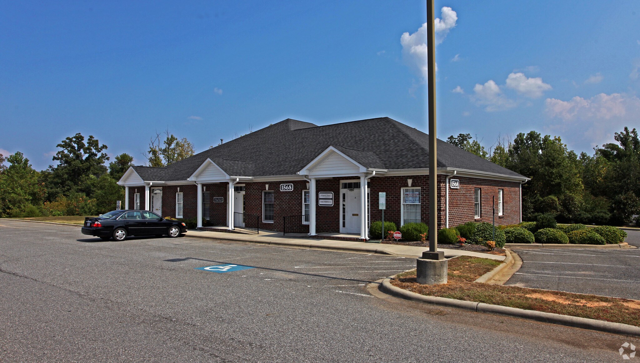 1568 Union Rd, Gastonia, NC for lease Primary Photo- Image 1 of 42