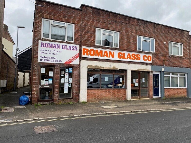 8-10 White Cliff Mill St, Blandford Forum à vendre - Photo principale - Image 1 de 7