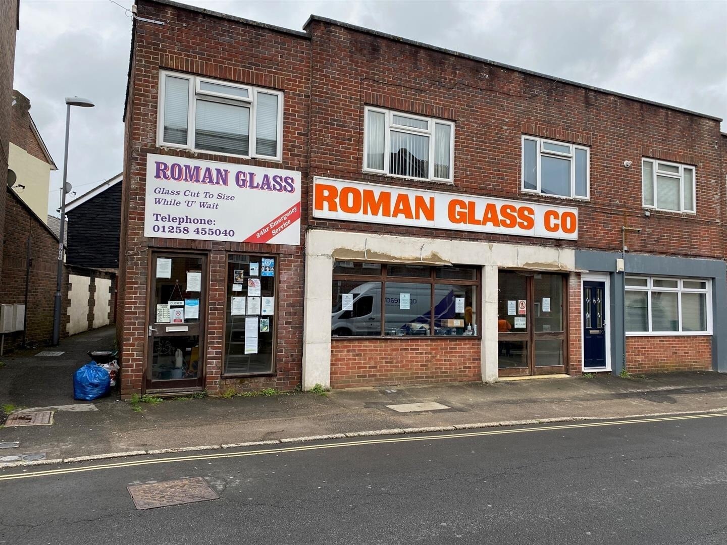 8-10 White Cliff Mill St, Blandford Forum à vendre Photo principale- Image 1 de 8