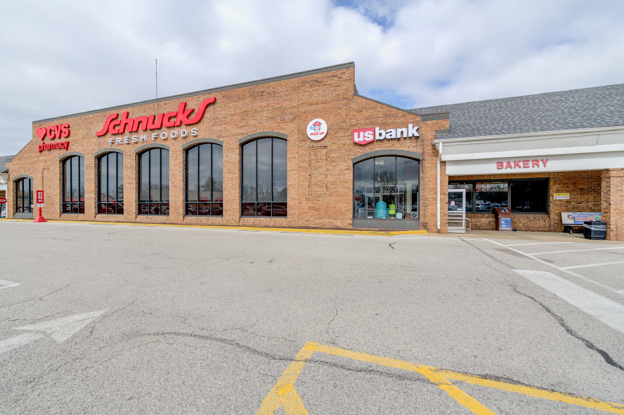 501-701 Belt Line Rd, Collinsville, IL for lease Building Photo- Image 1 of 14