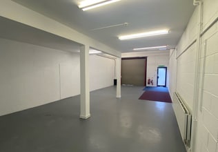 Airport Service Rd, Portsmouth à louer Photo intérieure- Image 1 de 6