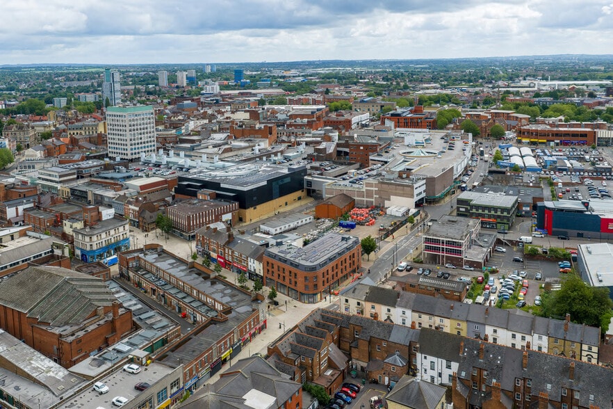 2 Cleveland St, Wolverhampton à vendre - Photo du bâtiment - Image 3 de 12