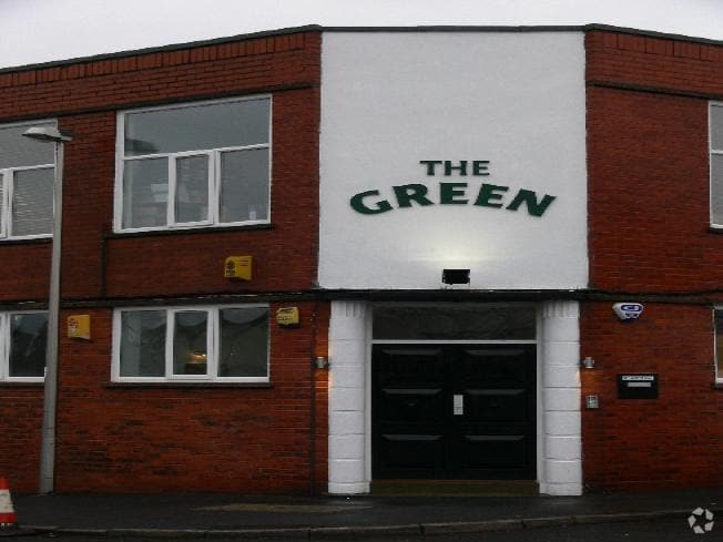 Green St, Macclesfield à louer Photo principale- Image 1 de 10