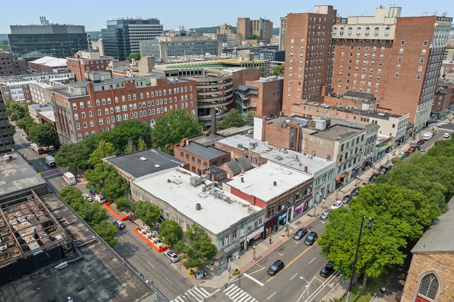 942 Chapel St, New Haven, CT for sale - Building Photo - Image 3 of 21