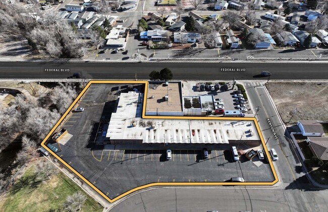 Plus de détails pour 3665 S Federal Blvd, Sheridan, CO - Flex à vendre