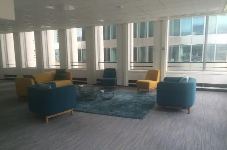 1 Place De La Pyramide, Puteaux for sale - Building Photo - Image 2 of 11