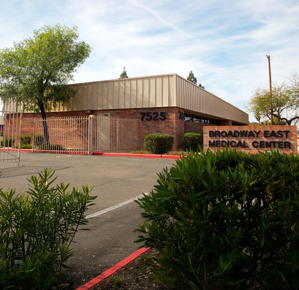 7525 E Broadway Rd, Mesa, AZ for sale - Building Photo - Image 2 of 2