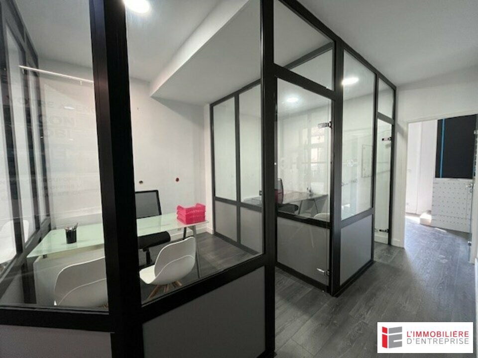 Office in Brest for sale Interior Photo- Image 1 of 5