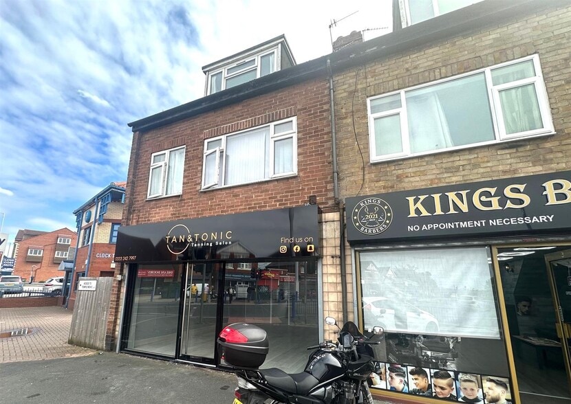 11-11A Irwin Approach, Leeds for lease - Building Photo - Image 2 of 3