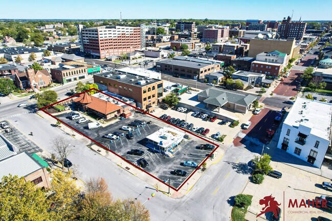 More details for 402 E Broadway, Columbia, MO - Retail for Sale