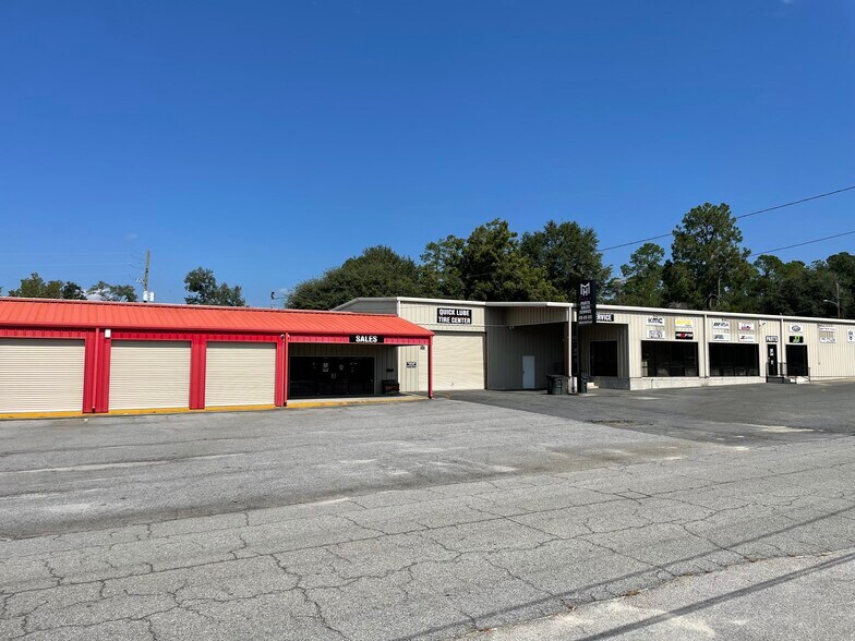 433 S Main St, Swainsboro, GA à vendre - Photo du bâtiment - Image 3 de 61