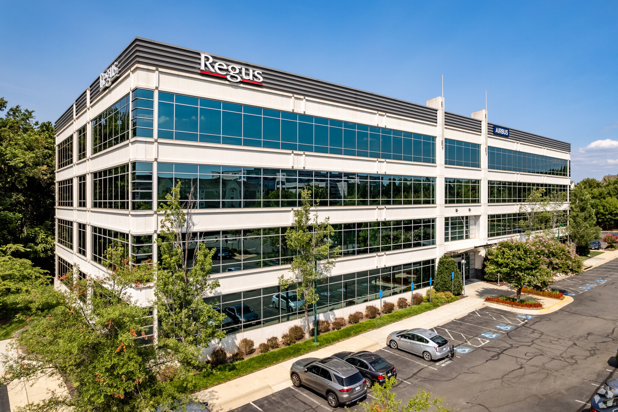 13800 Coppermine Rd, Herndon, VA for lease Building Photo- Image 1 of 2