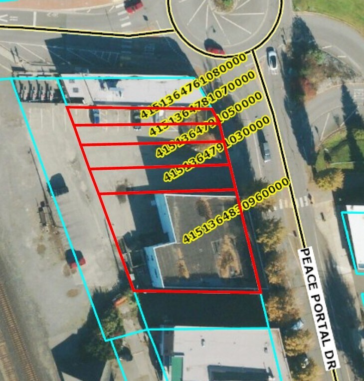 439 Peace Portal Dr, Blaine, WA à vendre Photo du bâtiment- Image 1 de 4